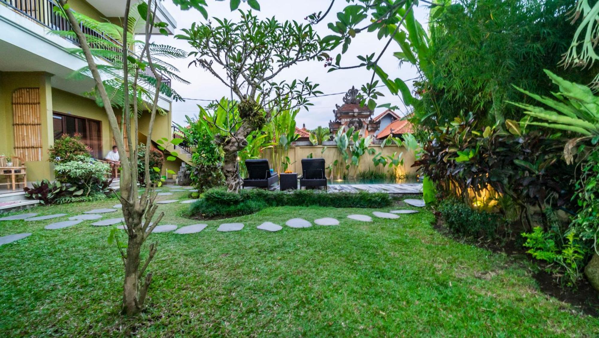 Jegeg Mas Bed & Breakfast Ubud  Exterior photo